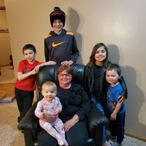 Meet your Posher, Brenda